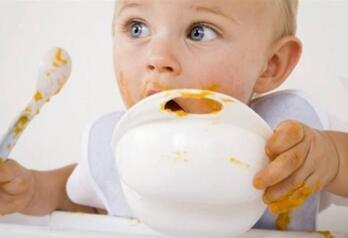 宝宝腹泻能吃蛋黄吗 拉肚子吃什么好