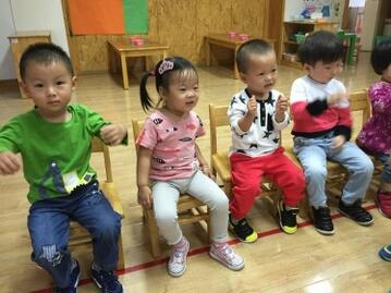 幼儿园中班科学教案转起来