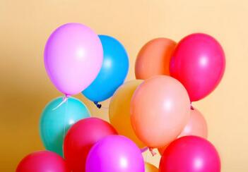 气球的英文单词balloon怎么读 是什么意思