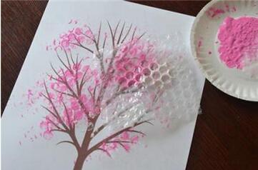 气泡膜樱花树彩画手工制作