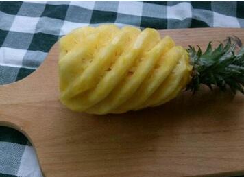吃菠萝怎么削皮小窍门