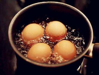 莲蓬煮鸡蛋