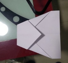 简单折纸飞机的教程-可以回旋的纸飞机