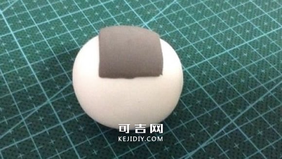 橡皮泥手工制作可爱小马 -  www.kejidiy.com