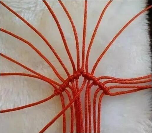 手工爱心红绳编织手链