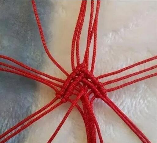 手工爱心红绳编织手链
