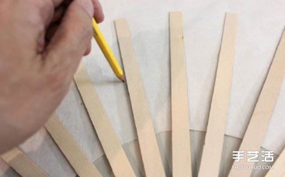 中国传统扇子的手工制作方法过程图解教程 -  www.shouyihuo.com