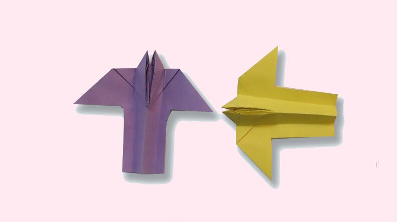纸飞机的折法