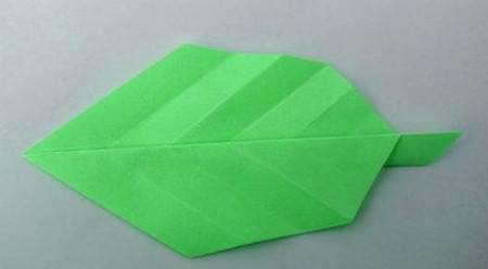 简单折纸树叶的折法