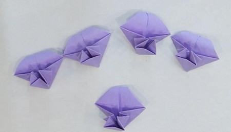 手工折纸花朵简单步骤图解