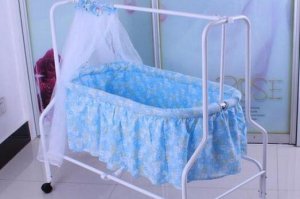 婴儿摇篮床实用吗？