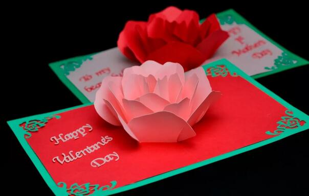 爱意爆表的玫瑰花立体贺卡制作方法