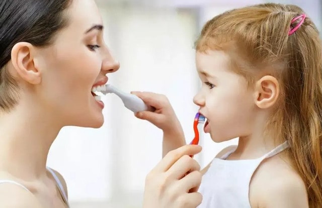 怎样预防龋齿 宝宝牙齿里的虫要早除
