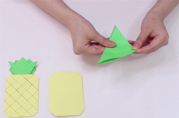 折纸菠萝的折法