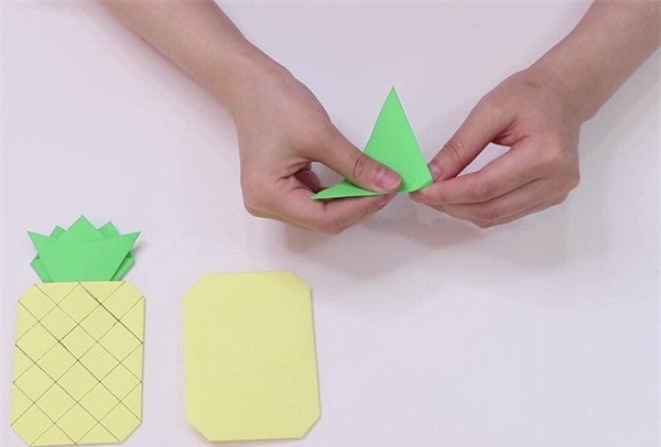 折纸菠萝的折法