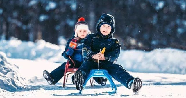 4个玩雪亲子游戏和幼儿安全教育策略