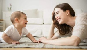 促进宝宝智力发育的亲子互动游戏