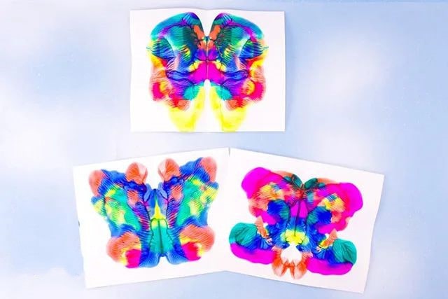卡纸手工制作漂亮的蝴蝶