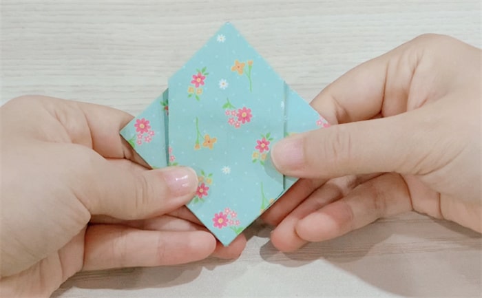 折纸礼物盒子怎么做