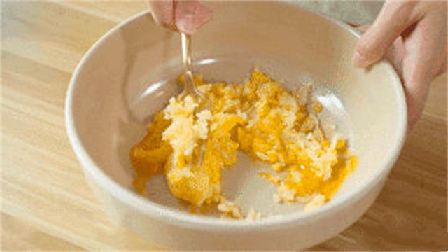 儿童营养早餐 土豆贝柱小圆饼的做法