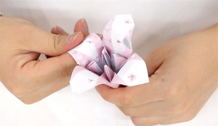 又好看又简单的折纸花怎么折