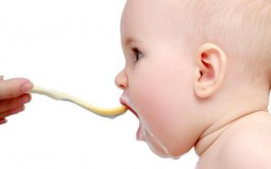 9个月宝宝吃夜奶频繁怎么办