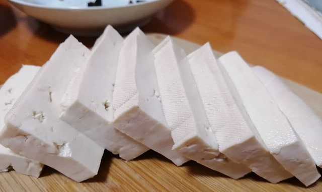 空气炸锅食谱烤脆皮豆腐的做法步骤