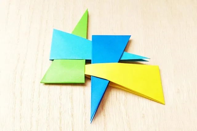 用三角形折纸飞镖怎么折折法步骤