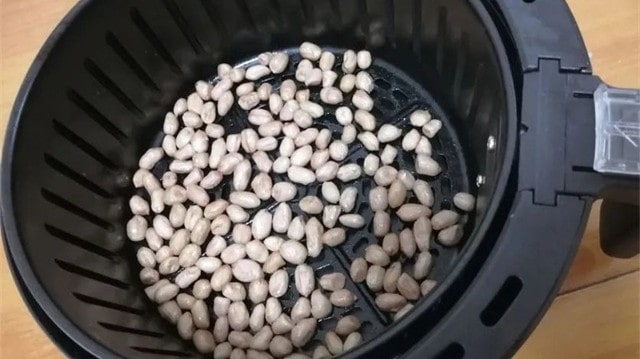 空气炸锅食谱油炸花生米的做法
