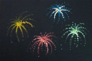 简单画庆祝国庆：棉签印画烟花