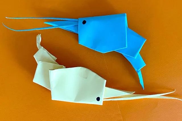 儿童手工折纸小虾的折叠方法