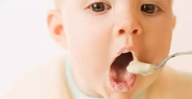 宝宝过度喂养有哪些危害？