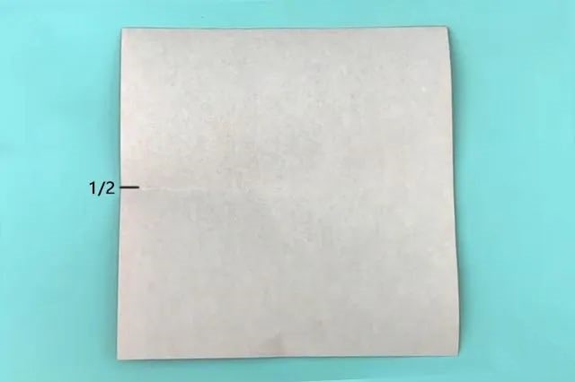 儿童简单折纸教程：怎么折纸书包(步骤图解)