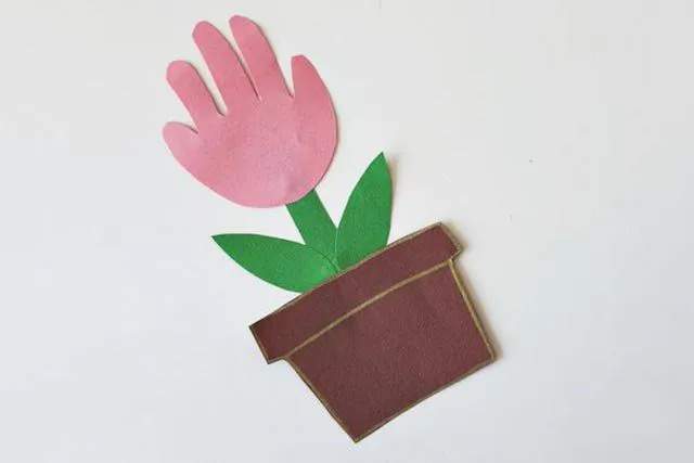儿童剪纸教程：手印剪纸贴画一盆花