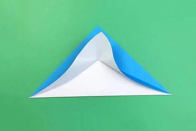 儿童简单折纸教程：怎么折纸海豚(步骤图解)
