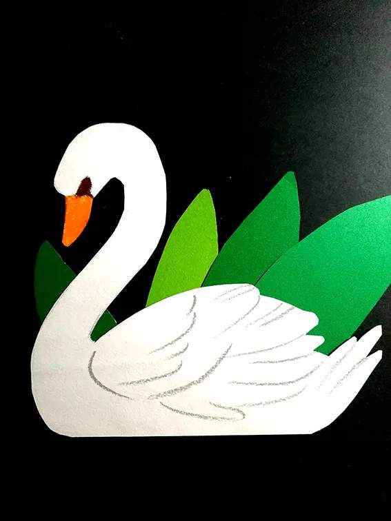 少儿美术课程 创意拼贴画《洁白优雅的白天鹅》