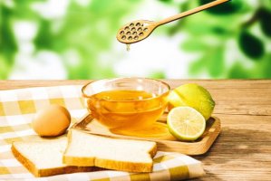 十多天的婴儿能喝蜂蜜水吗